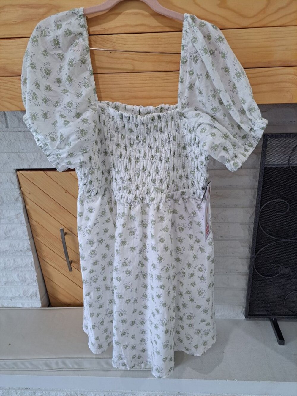 New 2XL Celebrity Pink Floral Smocked Puff Sleeve Babydoll Mini Dress White Gree - Picture 2 of 15